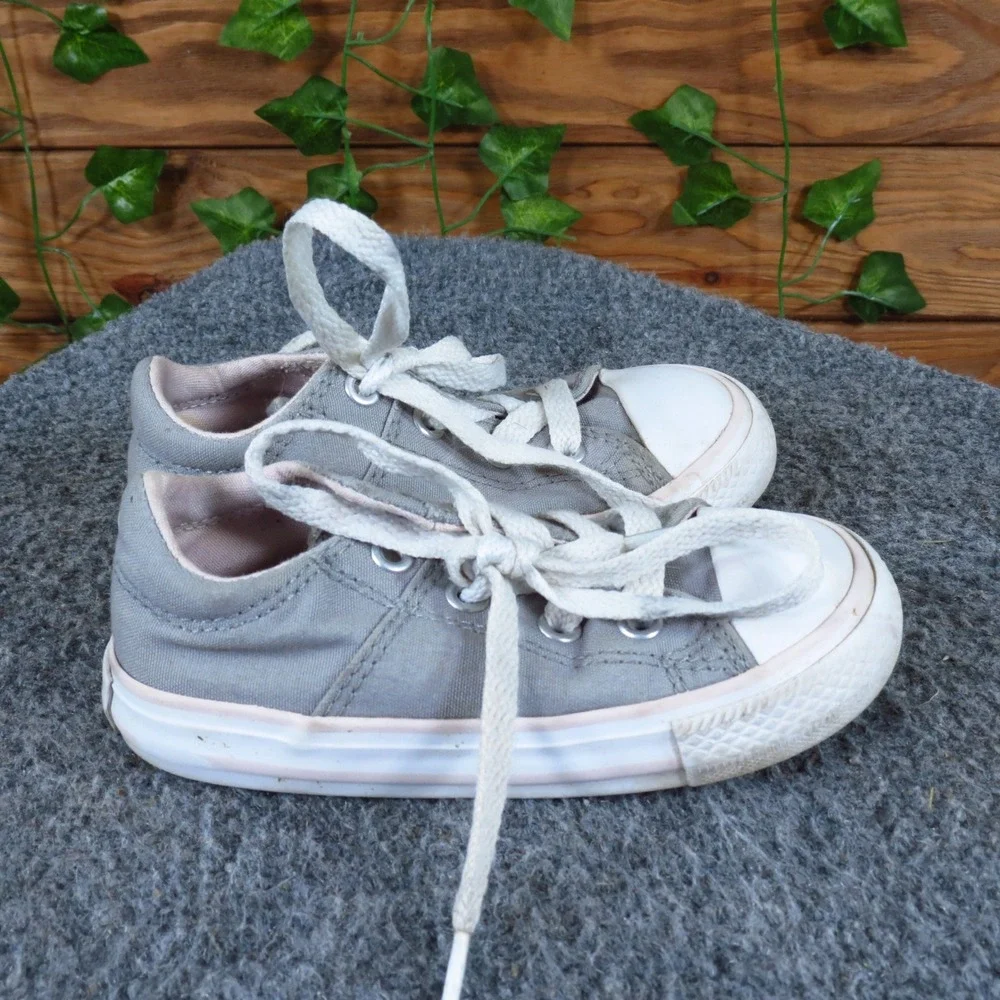 Converse Chuck Taylor All Star Infant Sneaker Size 7 Everyday Wear Gray Canvas